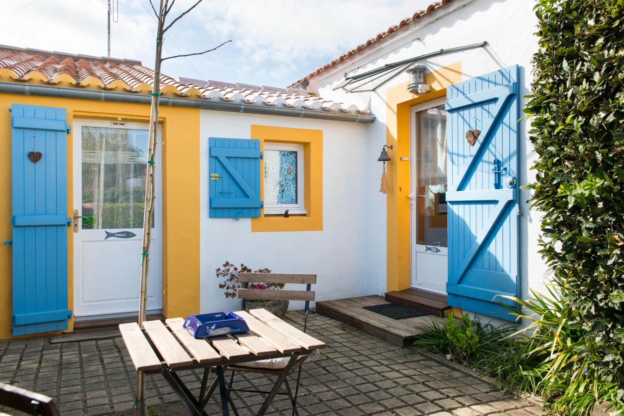 Les Yeux Bleus Bed & Breakfast Noirmoutier-en-l'Île Exterior foto